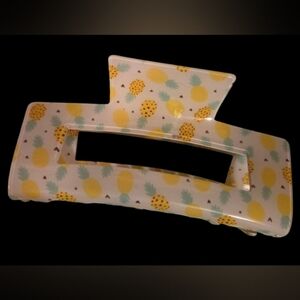 2 NWOT Large w/Fruit DesignClaw Clips for Hair